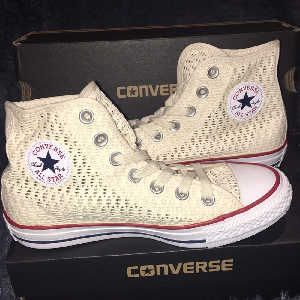 🆕 Converse Chuck Taylor All Star Crochet Hi Top - Picture 3 of 8